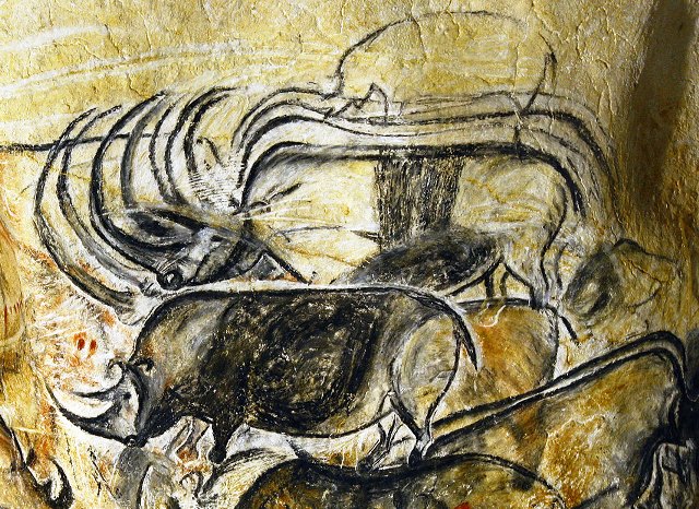 galerie-rhinoceros-grotte-chauvet-caverne-pont-arc-ardeche
